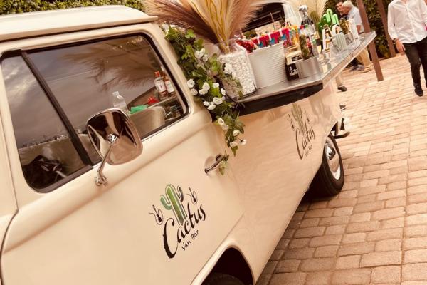 cactus van bar catering βάπτισης