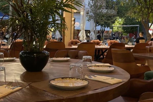 Ετοιμάζω Βάπτιση - Revellers Row